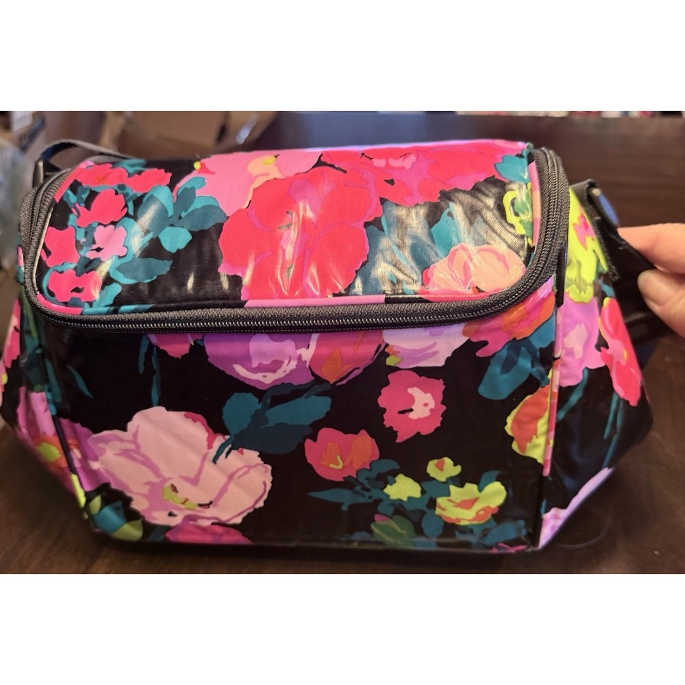Vera Bradley Lunch Bag Cooler Bag Hilo Metal Crossbody Insulated NWT stay cooler